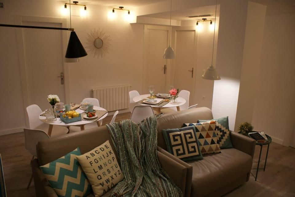 Apartamentos La Estacion M&S Albacete Dış mekan fotoğraf